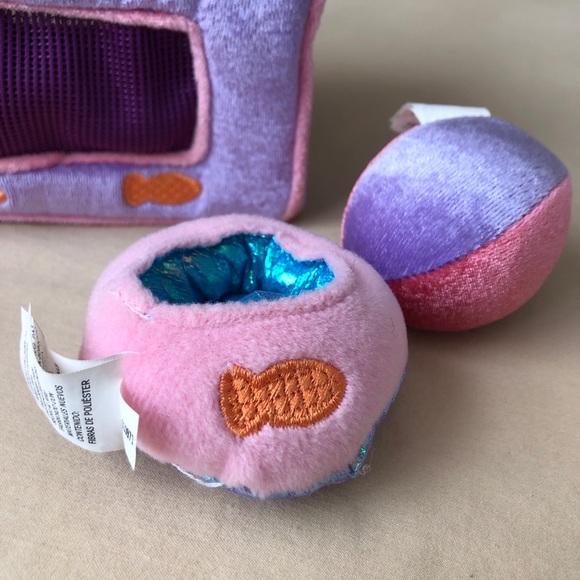 My Little Kitty Gund Zip Up Carrying Case with White Cat Dish and Ball Fabric - Picture 3 of 14